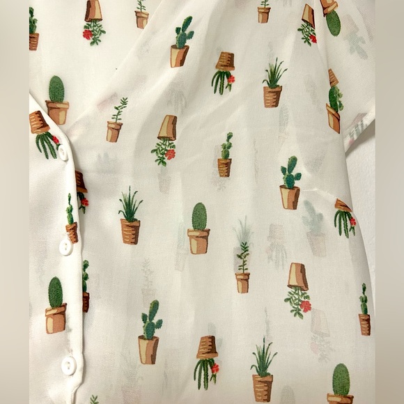 Cropped cactus print button-up - Picture 2 of 4